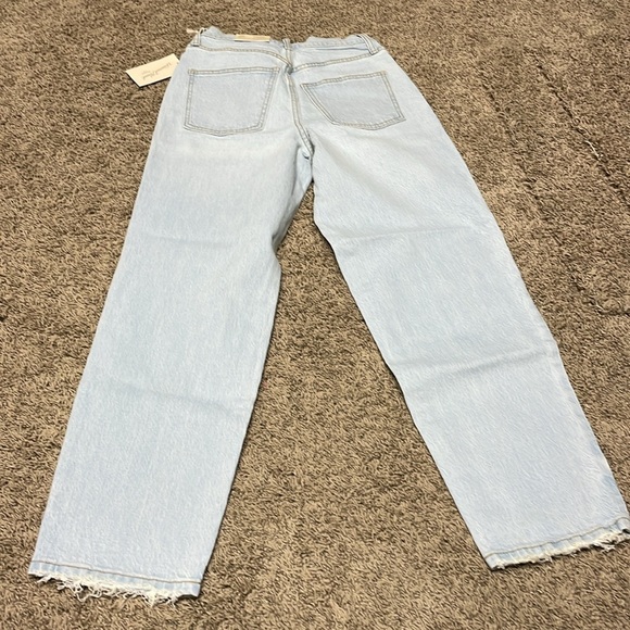 Jeans - Picture 2 of 5